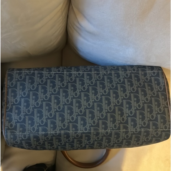 Authentic Dior Travel Bag - Picture 4 of 8